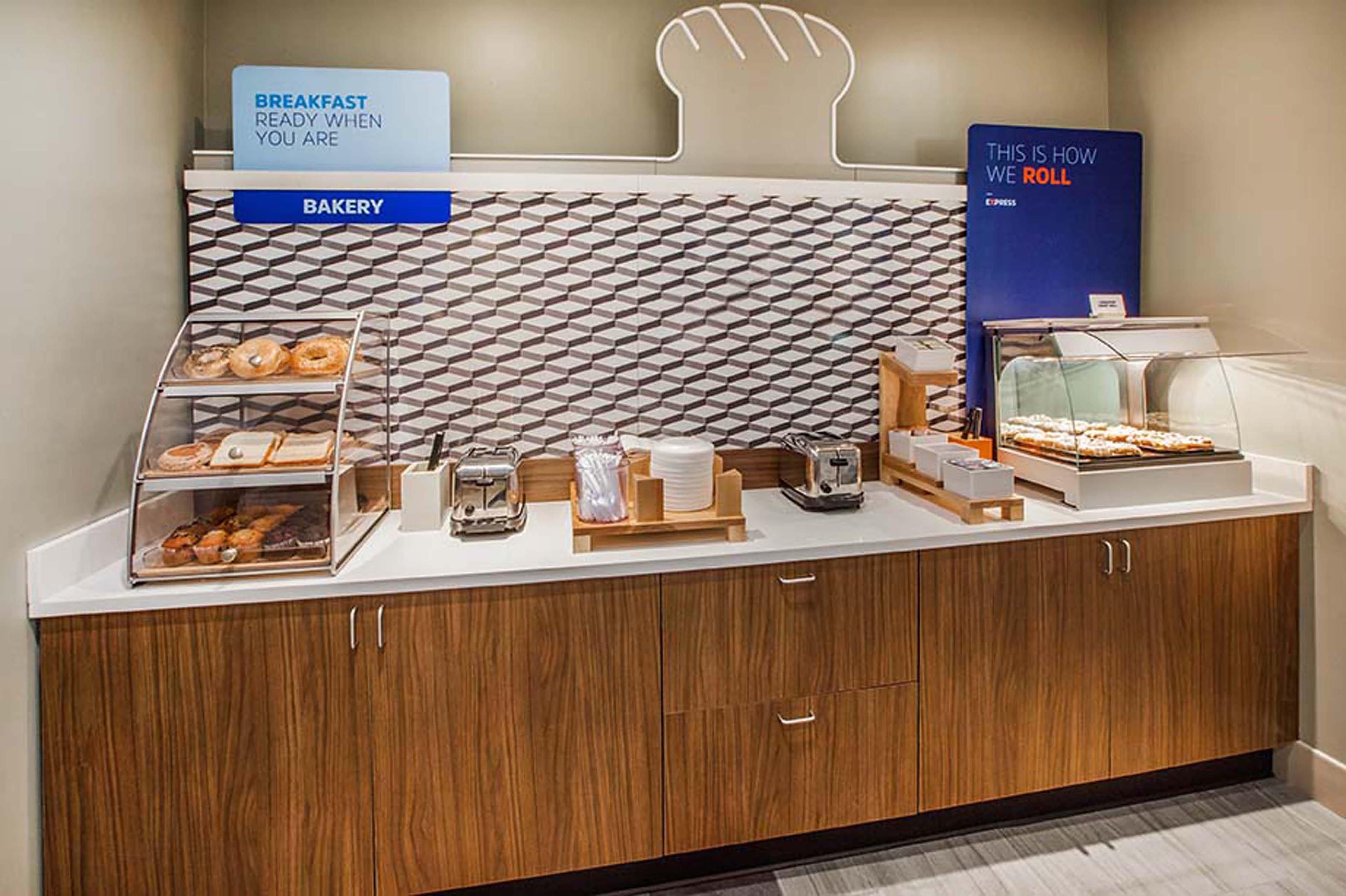 Holiday Inn Express & Suites - Portland Airport - Cascade Stn By Ihg Kültér fotó